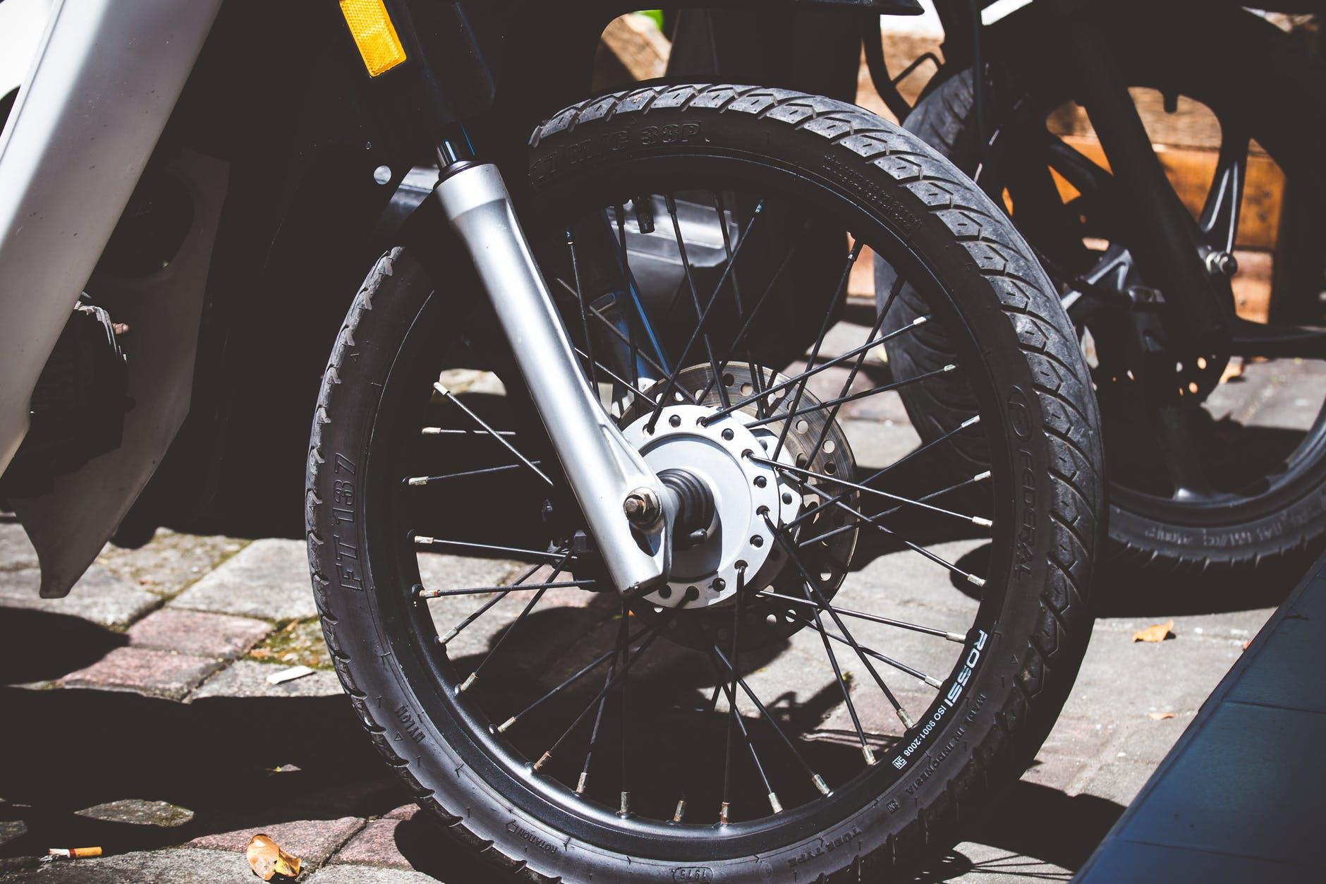 opony motocykl
